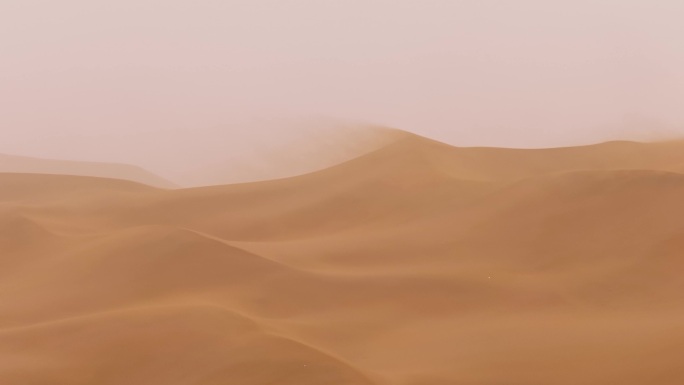 沙漠中风沙，库木塔格沙漠，塔克拉玛干沙漠