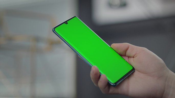 手机绿屏抠像APP滑动手机03