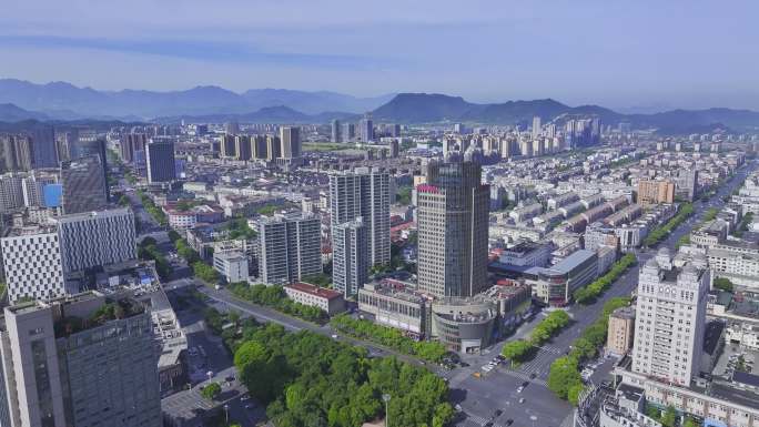 浙江湖州安吉城市蓝天白云航拍4K原创空境