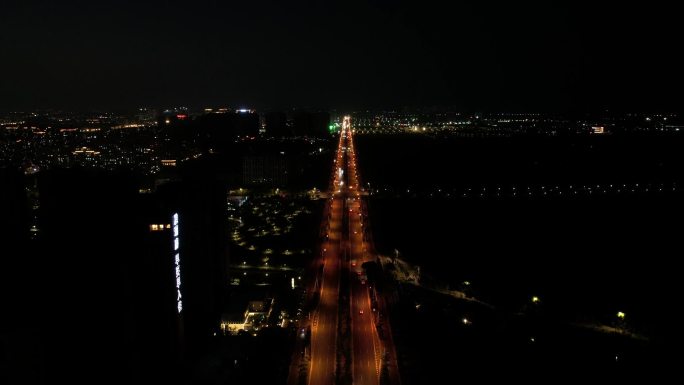 城市街道夜景航拍