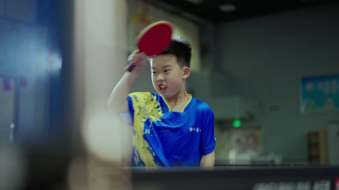 乒乓球训练 乒乓球比赛 少年乒乓球