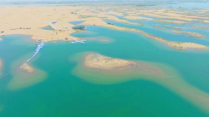 乌海湖沙漠湖泊旅游