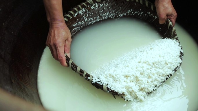 传统米酒手工制作米酒老作坊 天柱山糯米酒