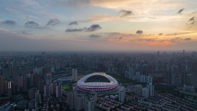 上海体育场八万人体育场日落夕阳延时