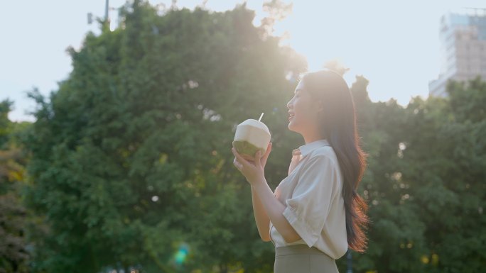 椰子 喝椰汁