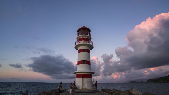 海南万宁神州半岛灯塔夜转日朝霞延时