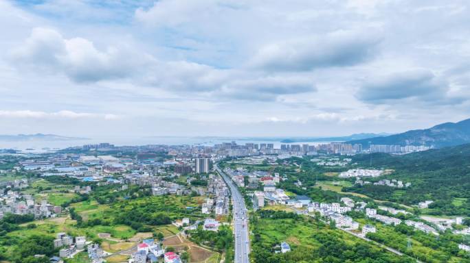 庐山市初夏城景航拍延时