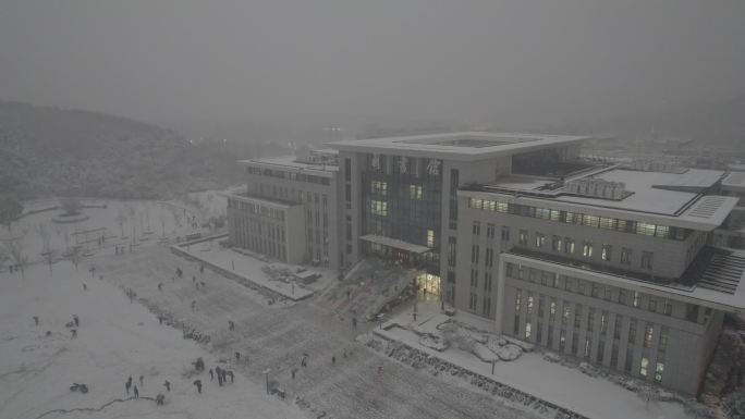 南京邮电大学雪景