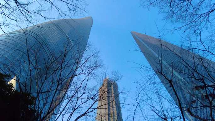仰望上海陆家嘴上海环球金融中心高楼大厦视