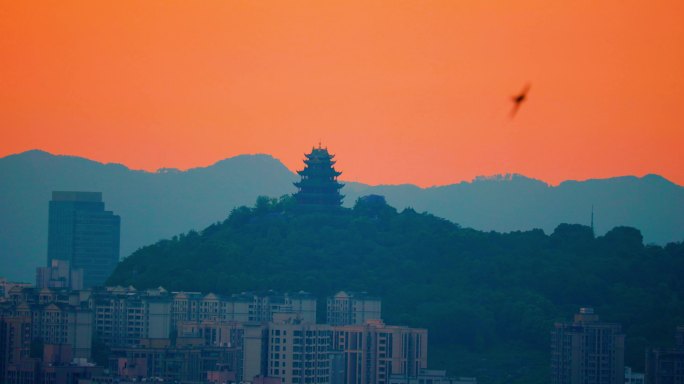 鸿恩寺