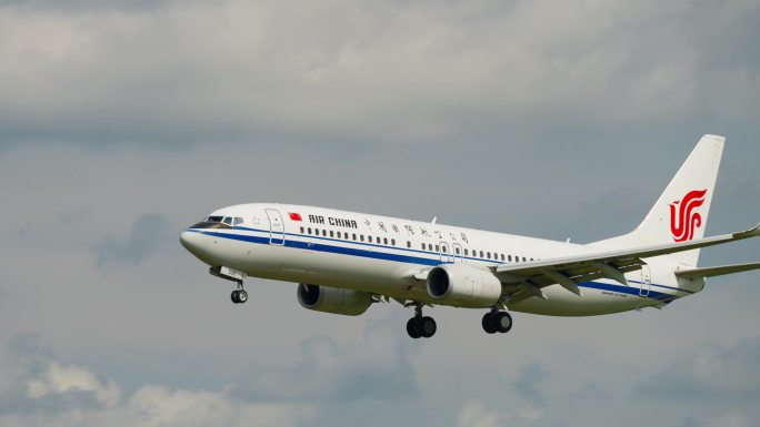 中国国际航空飞机抵达