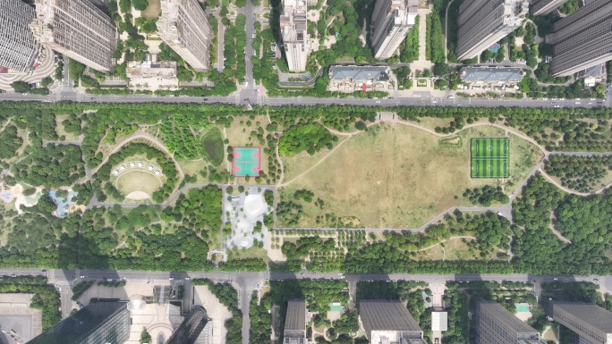 航拍合绿轴公园