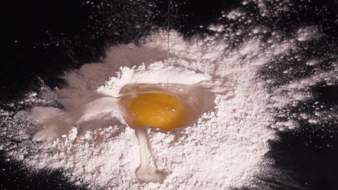 蛋类 蛋液 升格 面粉 鸡蛋广告 鸡蛋