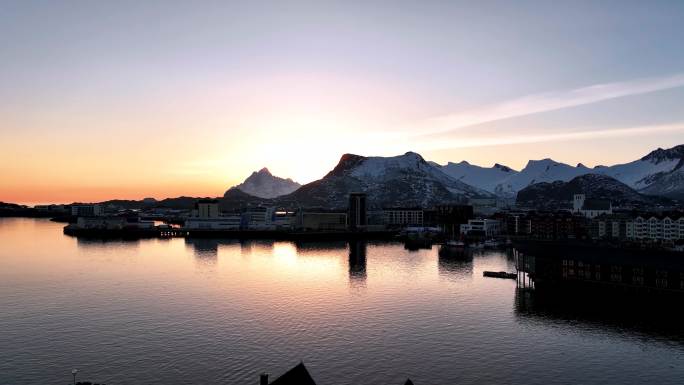 4K航拍挪威斯沃尔韦尔雪景美景清晨