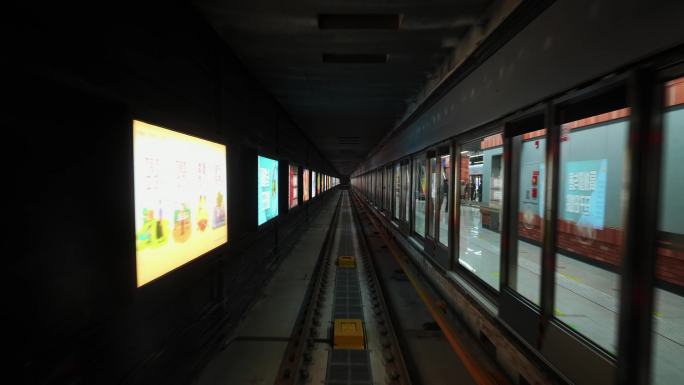 城市公共交通地下轨道地铁穿越隧道