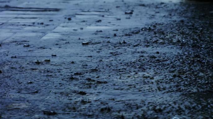 梅雨季节 暴雨 雨季 下雨