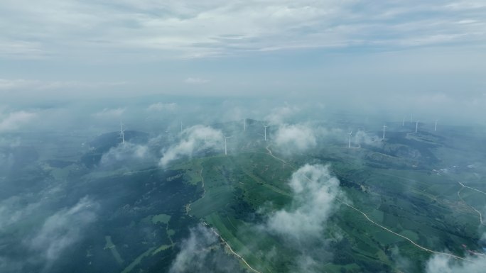 中国辽宁阜新夏天新能源风机风电场航拍