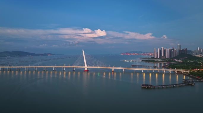 深圳湾大桥清晨航拍