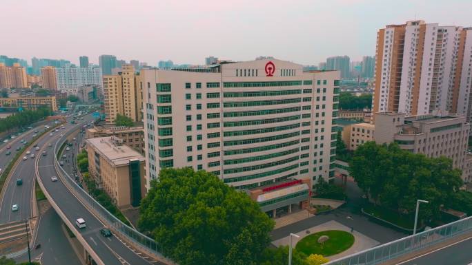 航拍郑州铁路局机关大楼