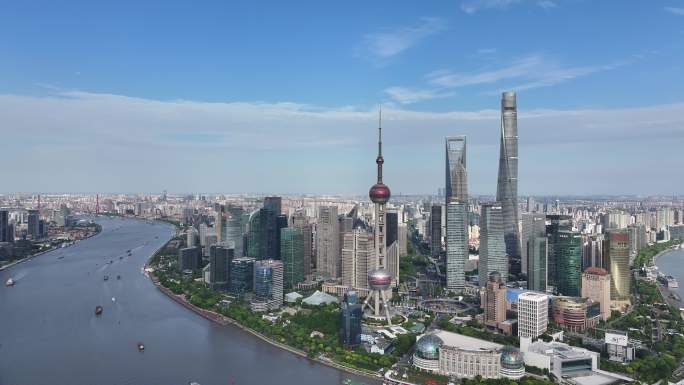 上海外滩黄浦江陆家嘴金融城CBD大景航拍