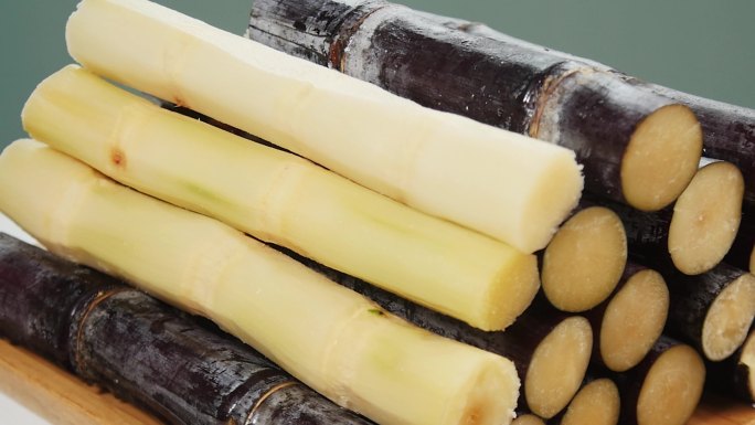 黑皮甘蔗 黑甘蔗 甜甘蔗