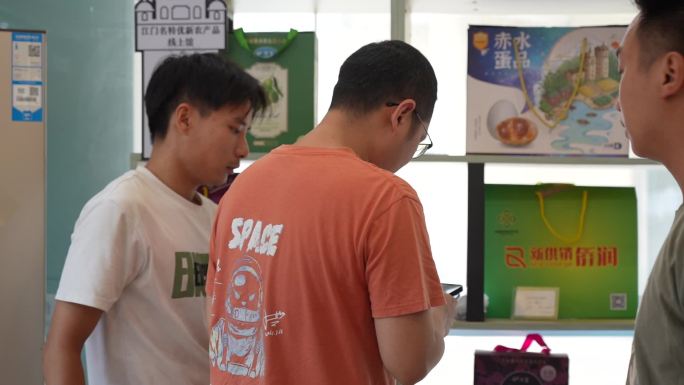 电商 杜阮 买凉瓜 分拣 包装 电商打包