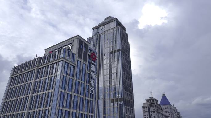 航拍南昌红谷滩浙商银行大楼「组镜」