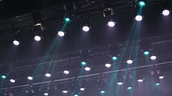 4K舞台演唱晚会议活动摇头灯光摇臂摄像机