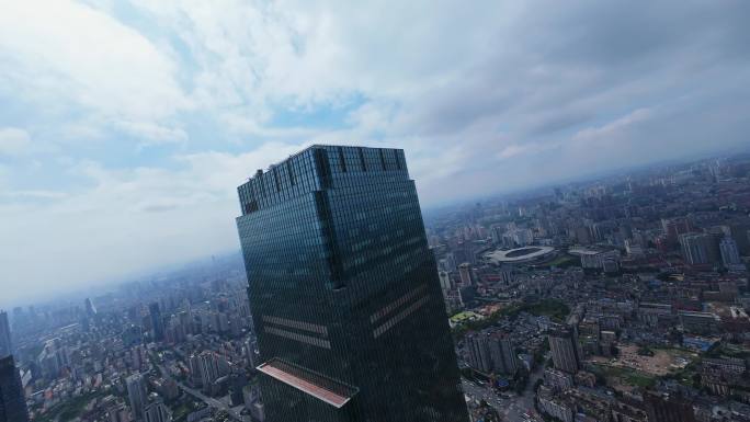 长沙国金中心ifs大厦 穿越机跳跃视角