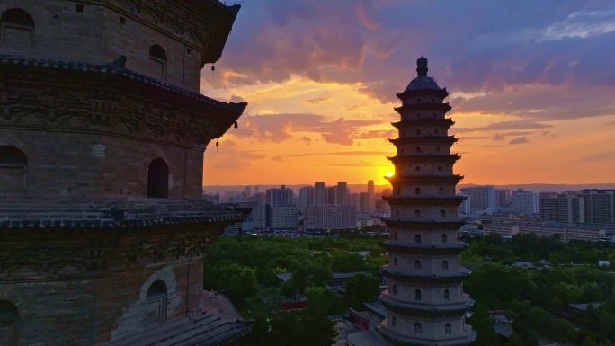 原创 航拍 太原双塔公园 唯美  傍晚