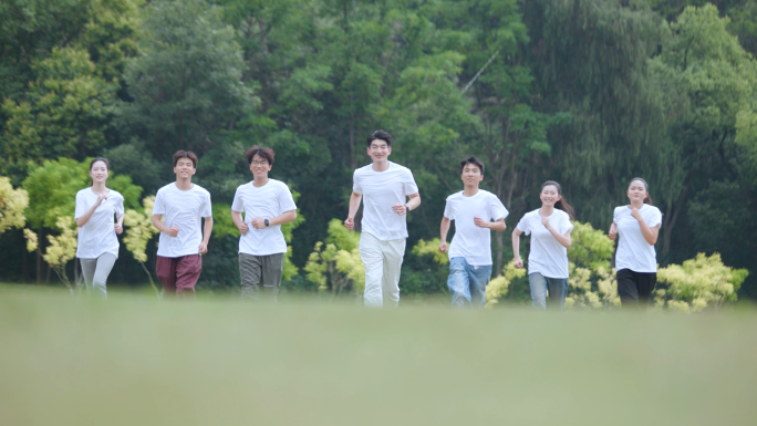 希望奔跑年轻人梦想逐梦未来青年大学生奔赴