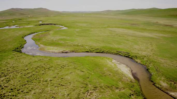 内蒙古河流航拍 草原羊群 蒙古包