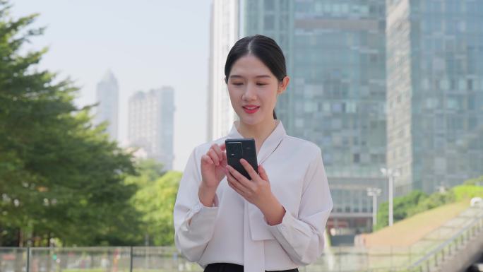使用手机