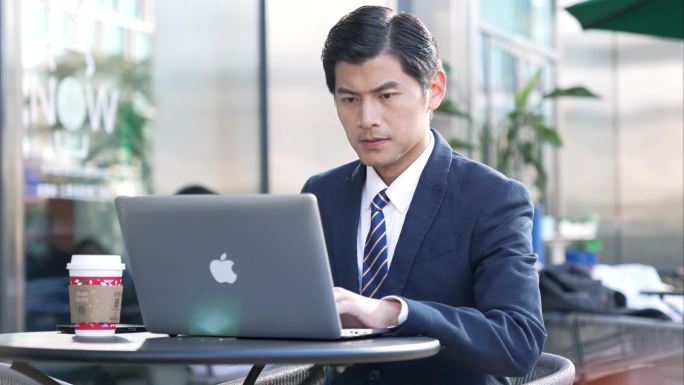 城市商务男士