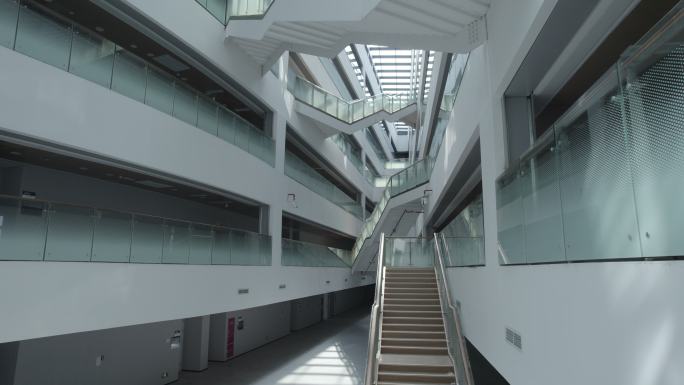 大学校园天晴航拍