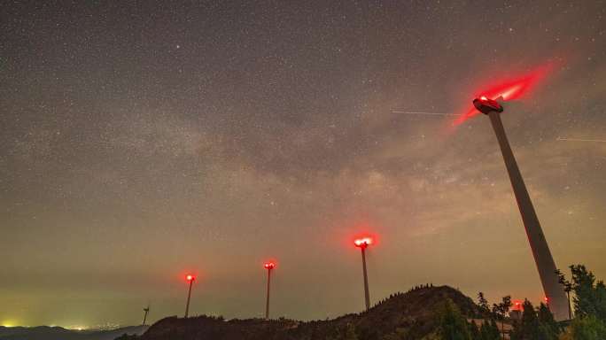 星空银河延时摄影流星星星风车发电风车