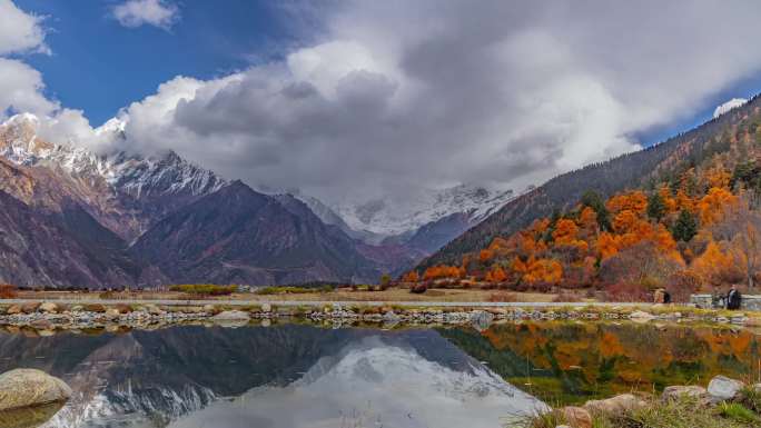 林芝松赞山居延时