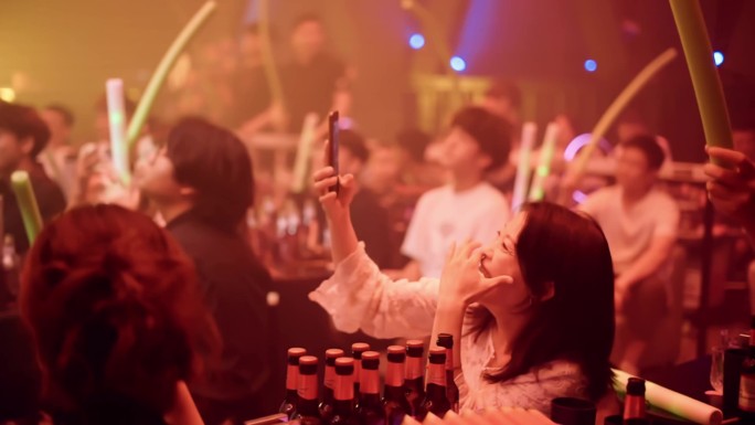 酒吧现场氛围实拍