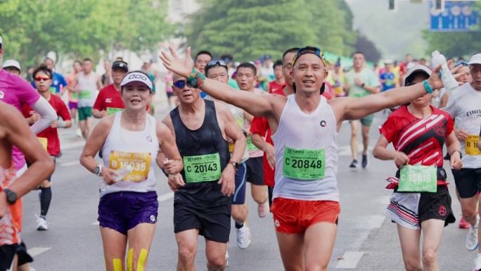 马拉松全民健身全马半马