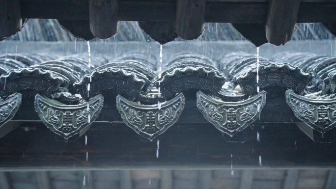 江南水乡古镇雨景乌镇西塘嘉兴