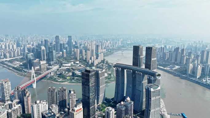 航拍重庆渝中半岛，来福士广场
