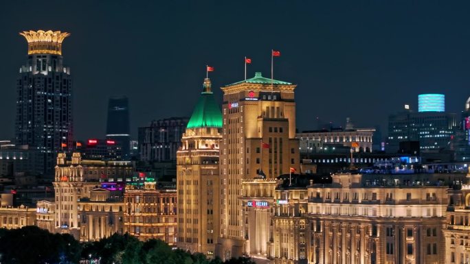 上海外滩国际建筑展美丽夜景鸟瞰图。
