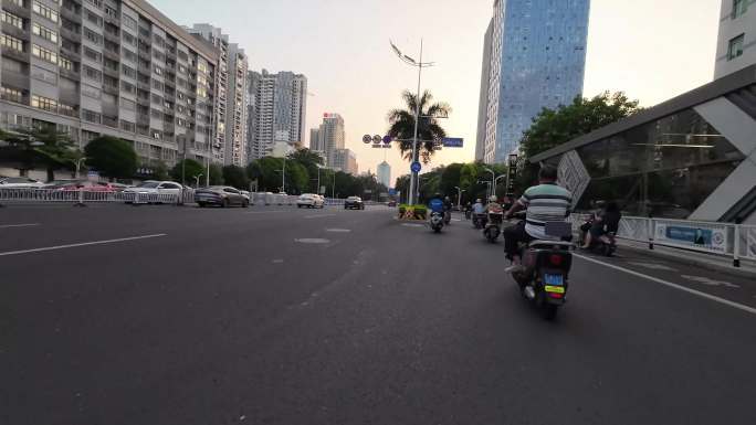 广西南宁民族大道街景