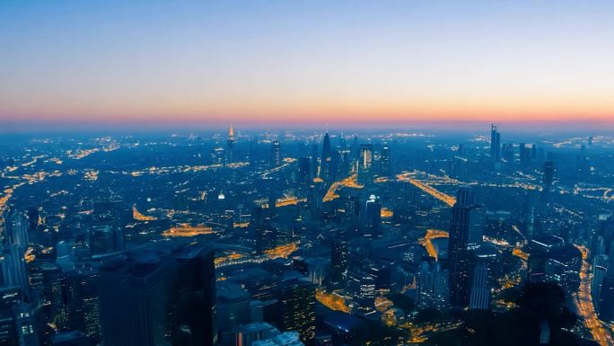 地球俯冲到城市