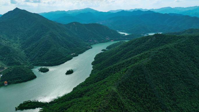 肇庆航拍鼎湖九龙湖 青山绿水