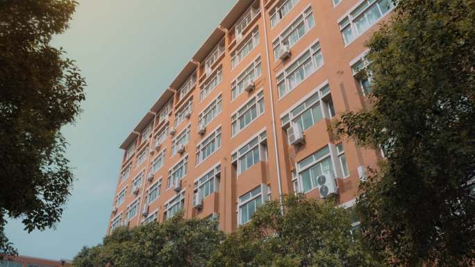 郑州大学