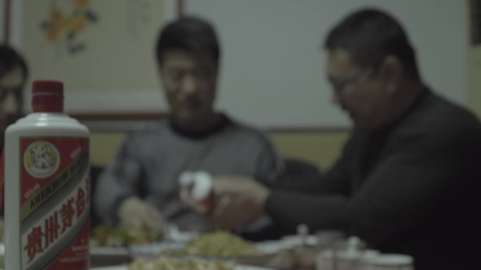 反腐喝酒酒桌应酬职务犯罪密谋警示片素材