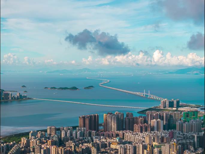 航拍珠海港珠澳大桥蓝天白云延时