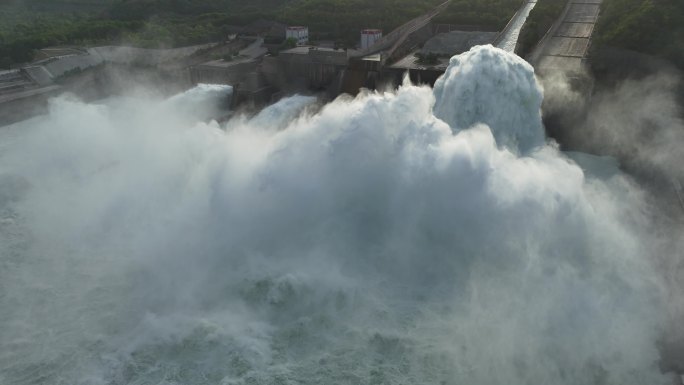 4K高清 河南省黄河小浪底景区调水调沙