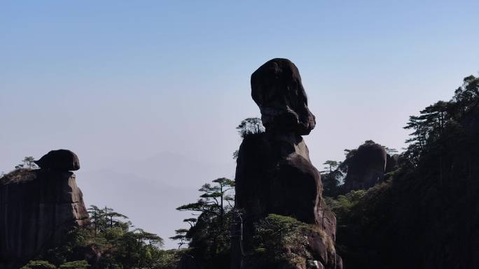 航拍三清山风景名胜区女神峰